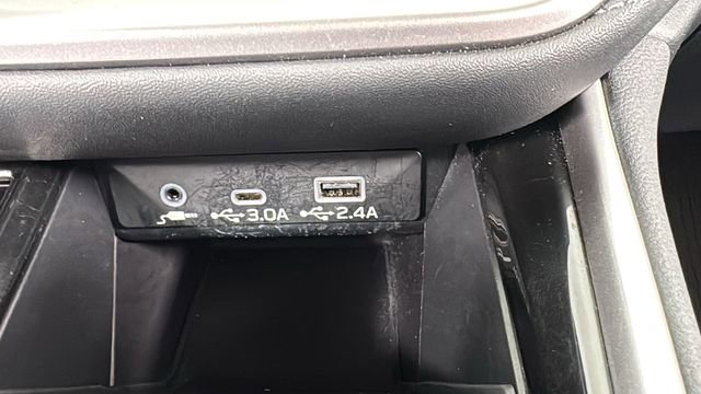 Certified 2025 Subaru Outback Premium w/ Popular Package #1A image 31