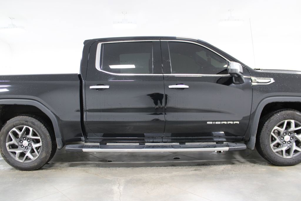 Used 2022 GMC Sierra 1500 SLT AWD/4WD image 13