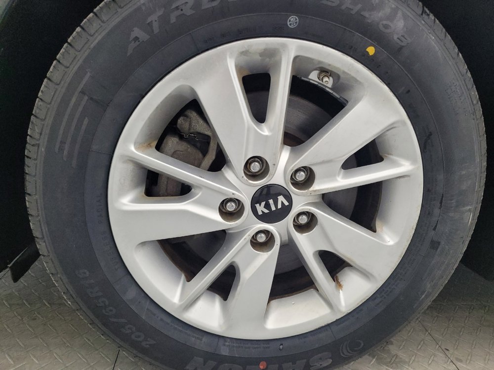 Used 2018 Kia Optima LX image 31