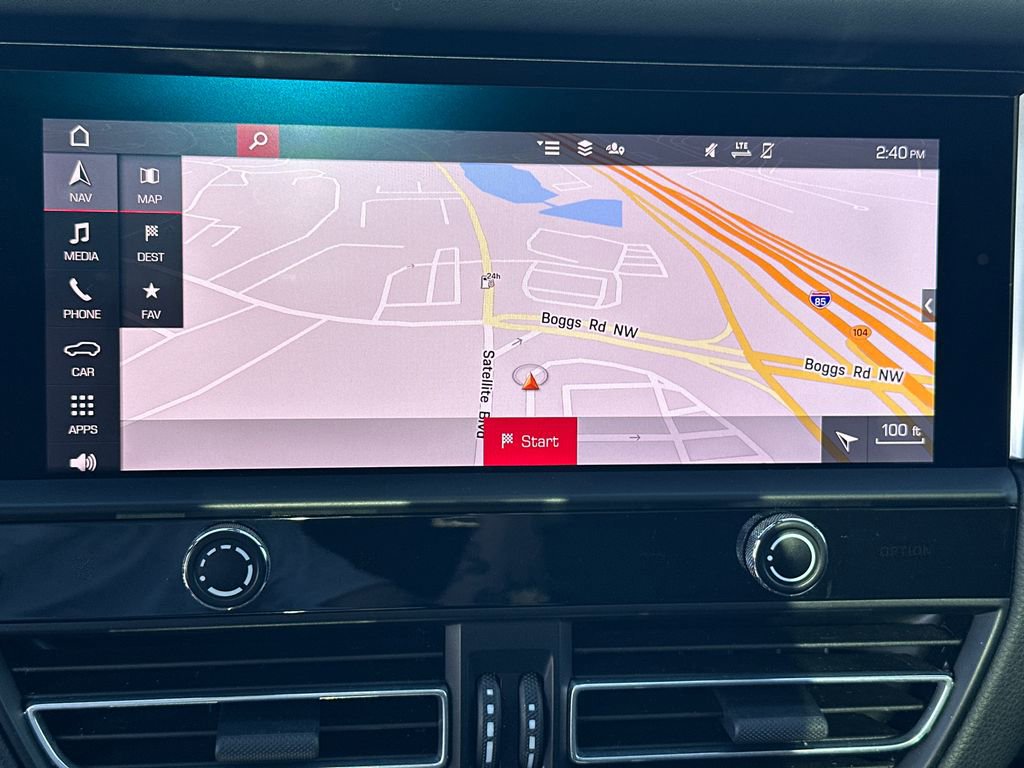 Used 2022 Porsche Macan Base image 29