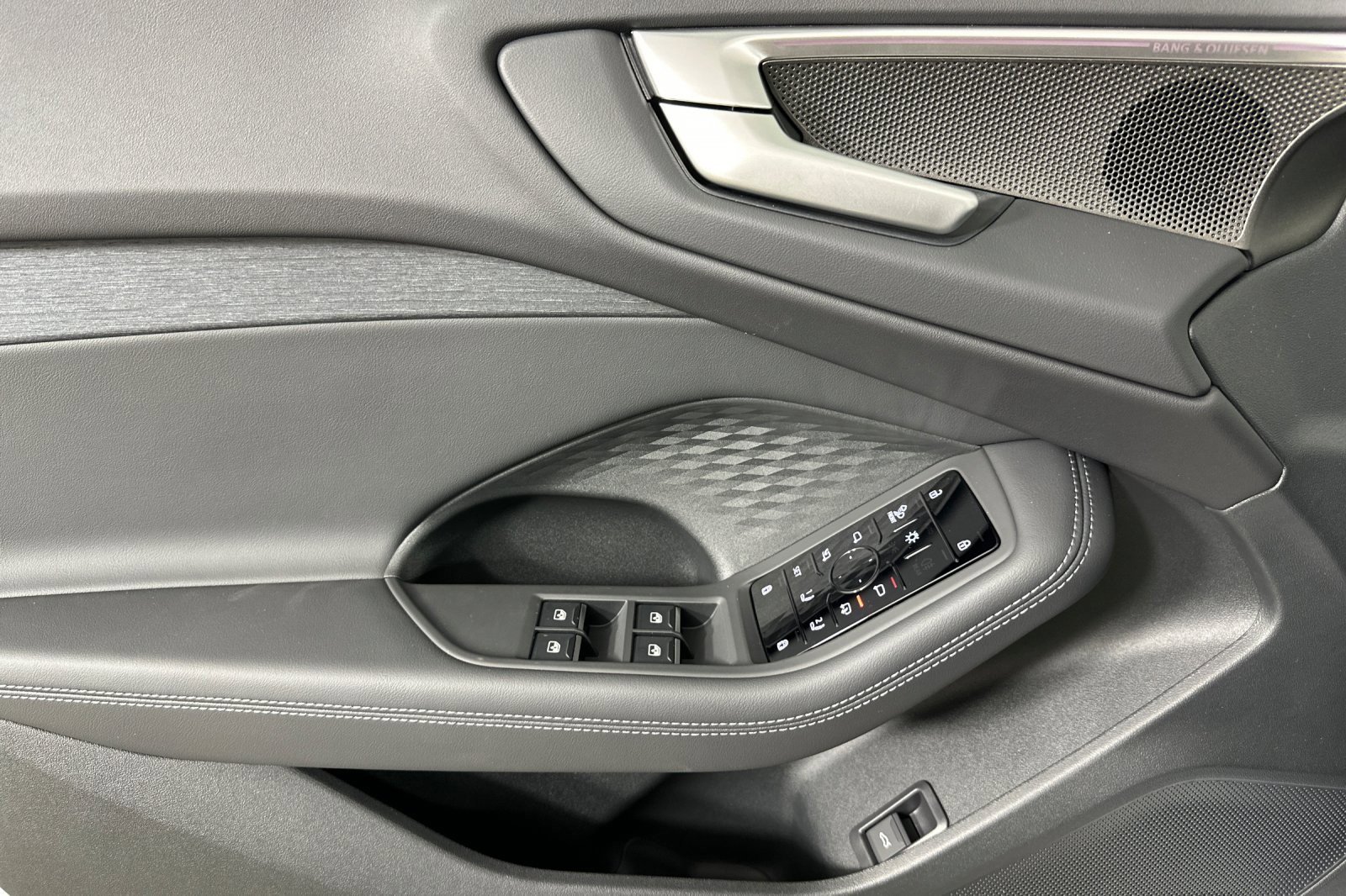 New 2025 Audi A5 2.0T Premium Plus image 10