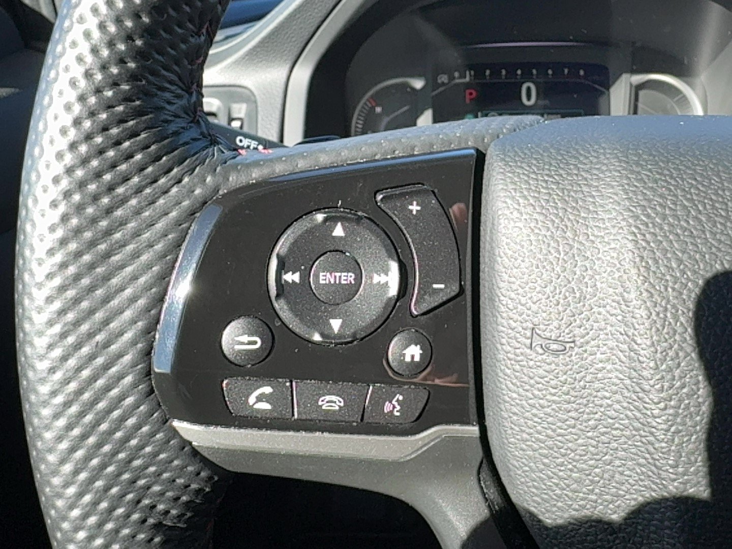 Used 2025 Honda Passport Black Edition image 32