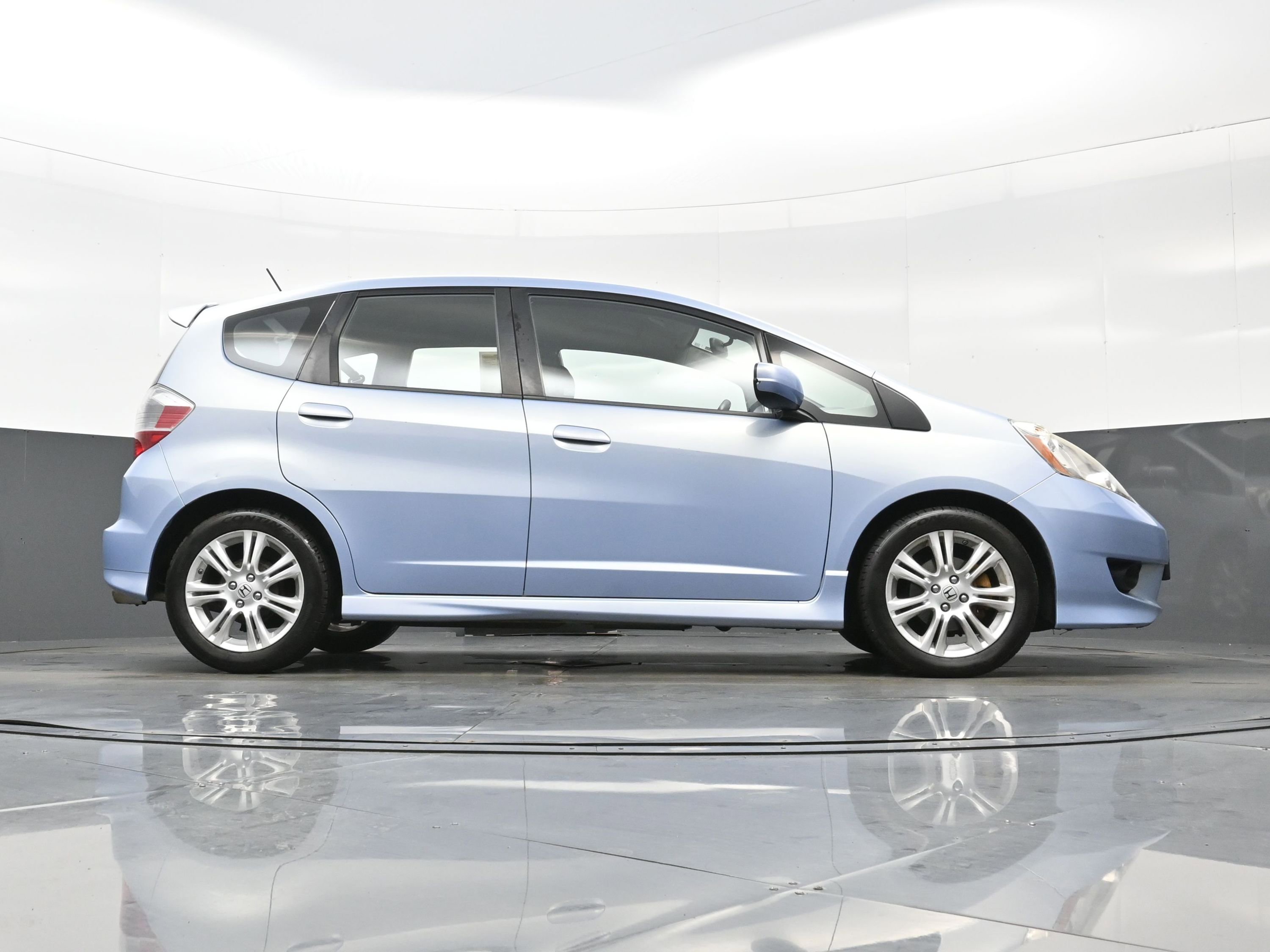 Used 2009 Honda Fit Sport image 27