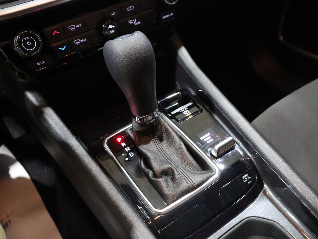 Used 2024 Jeep Compass Sport image 28