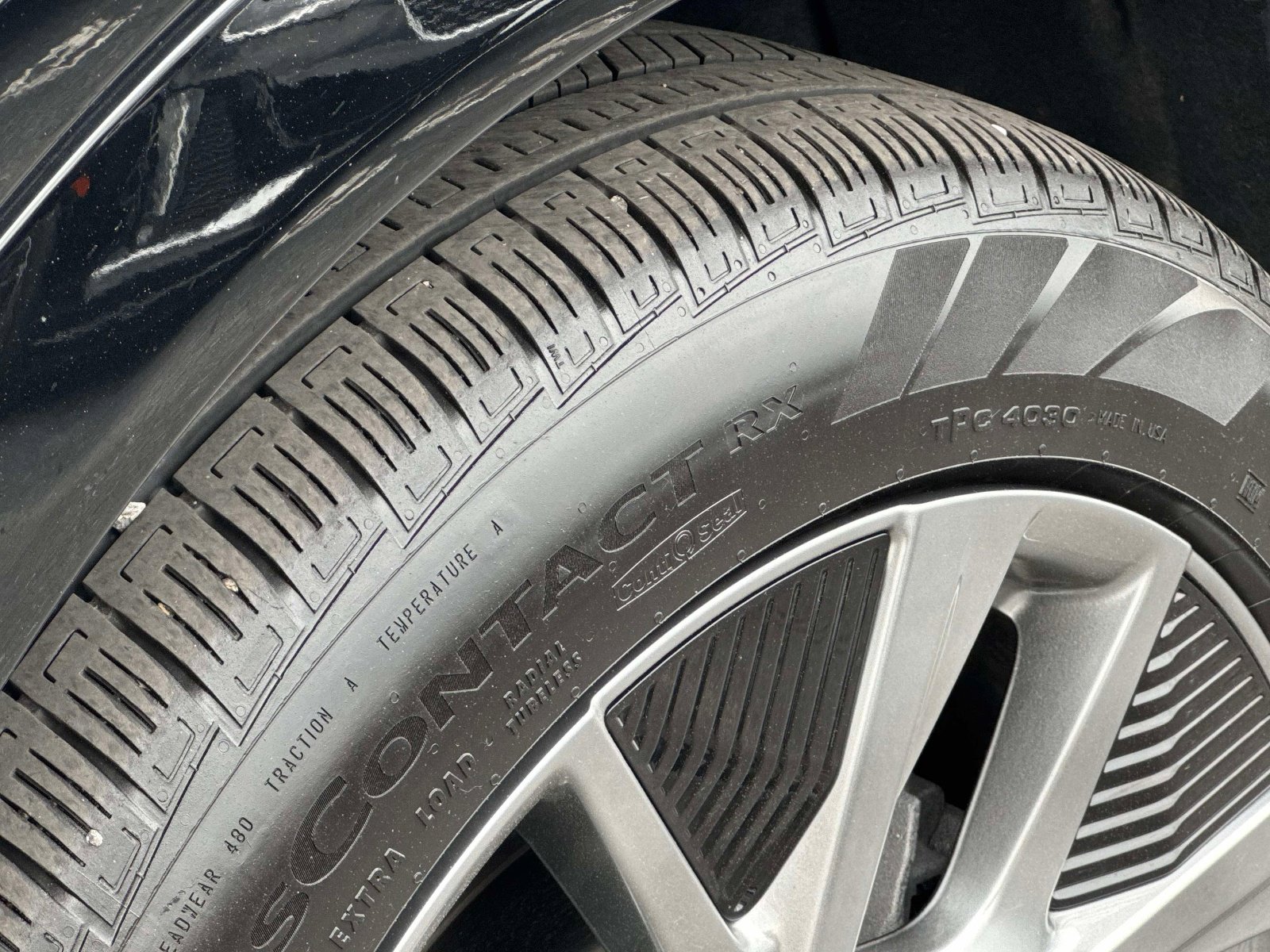 Certified 2025 Cadillac Optiq Luxury 2 w/ LPO, Floor Liner Package AWD/4WD image 34