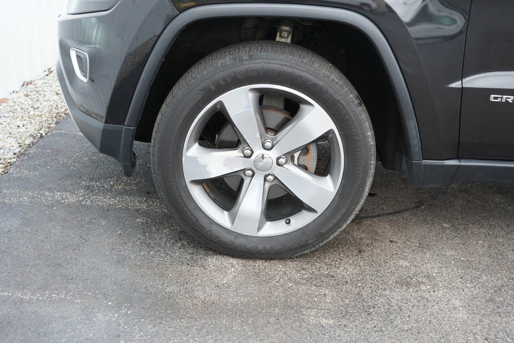 Used 2016 Jeep Grand Cherokee Limited AWD/4WD image 6