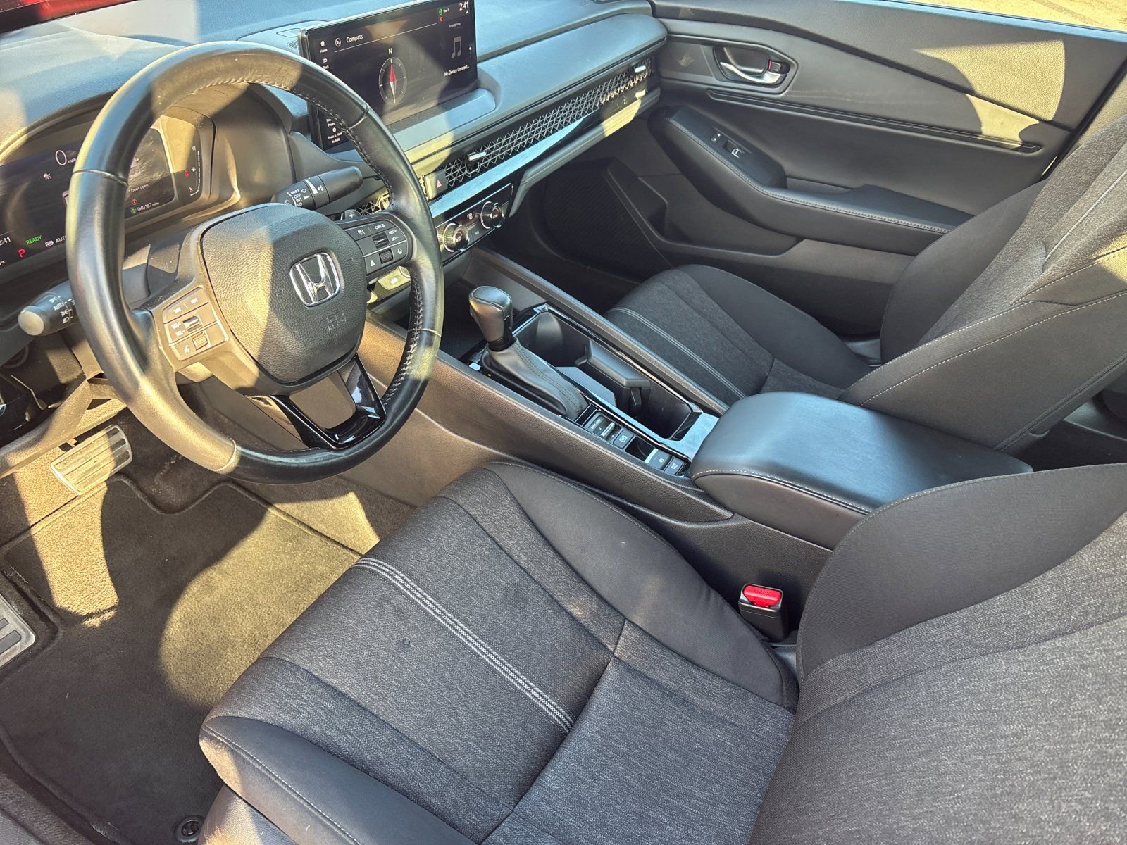 Used 2024 Honda Accord Sport image 11