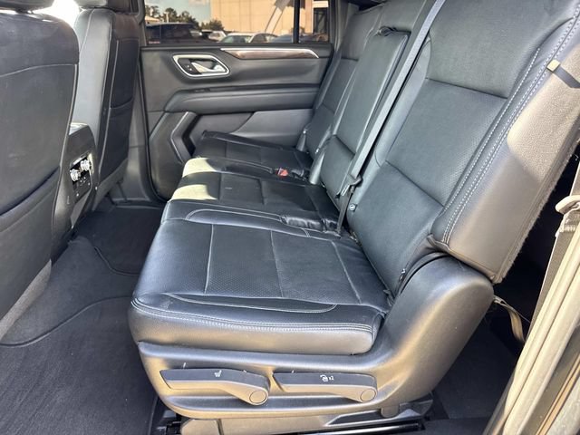 Used 2022 GMC Yukon XL SLE w/ Gmc Pro Safety Plus Package RWD image 16