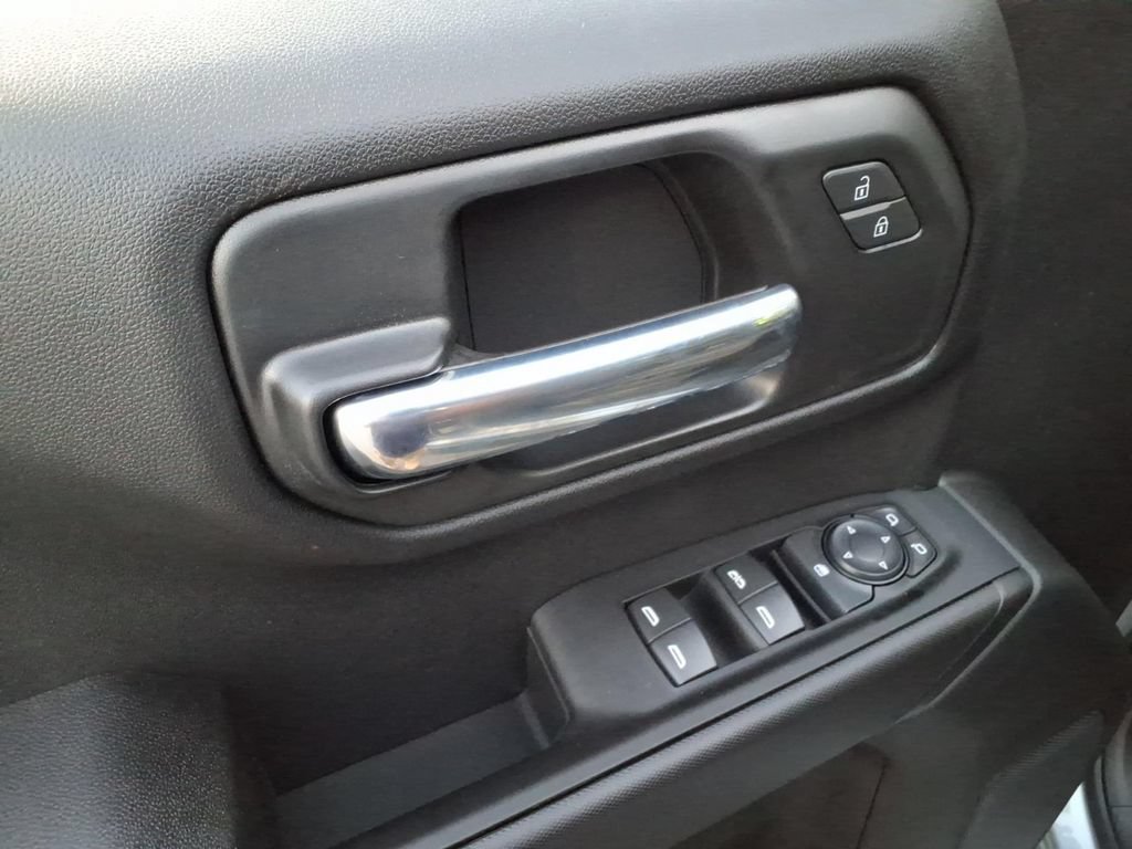 New 2026 Chevrolet Silverado 1500 Custom w/ Turbomax Blackout Package AWD/4WD image 18