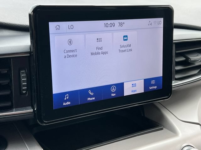 Used 2023 Ford Explorer XLT w/ Equipment Group 202A AWD/4WD image 30
