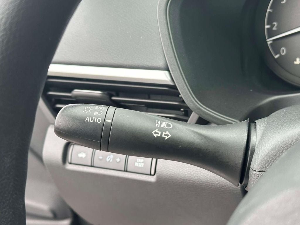 Used 2025 Nissan Altima 2.5 S FWD image 21