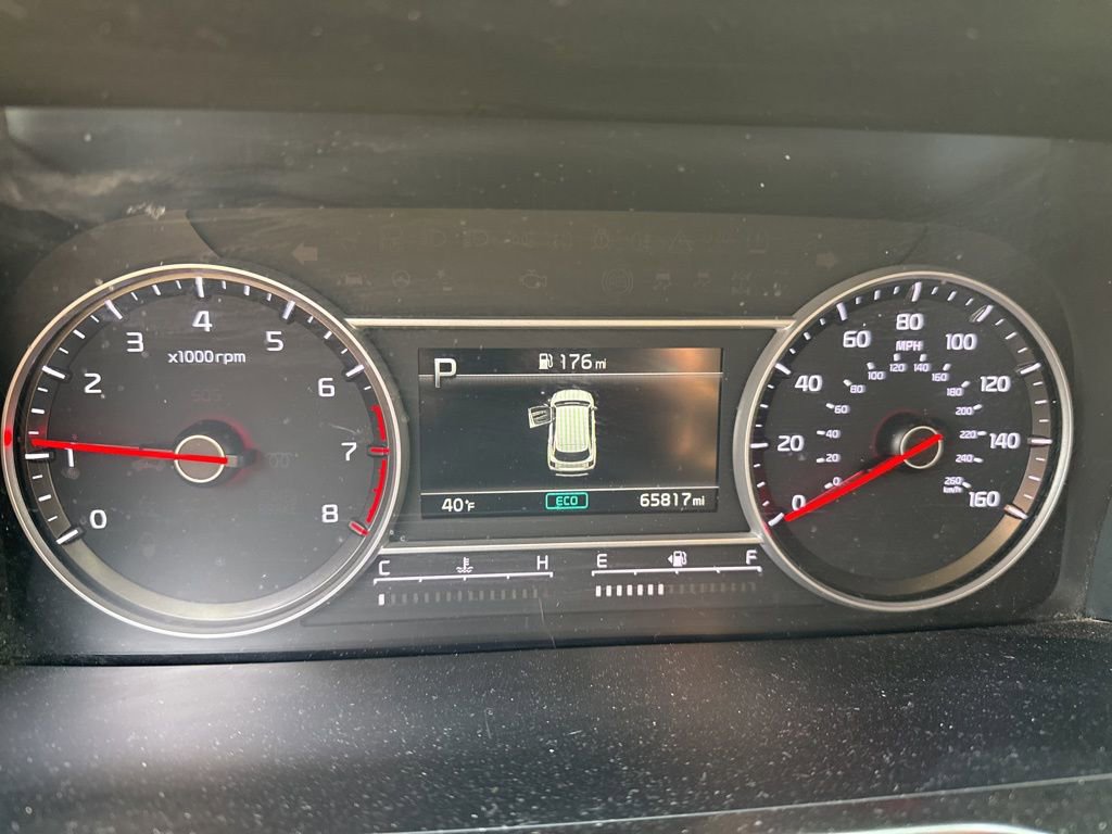 Used 2022 Kia Sorento LX image 10