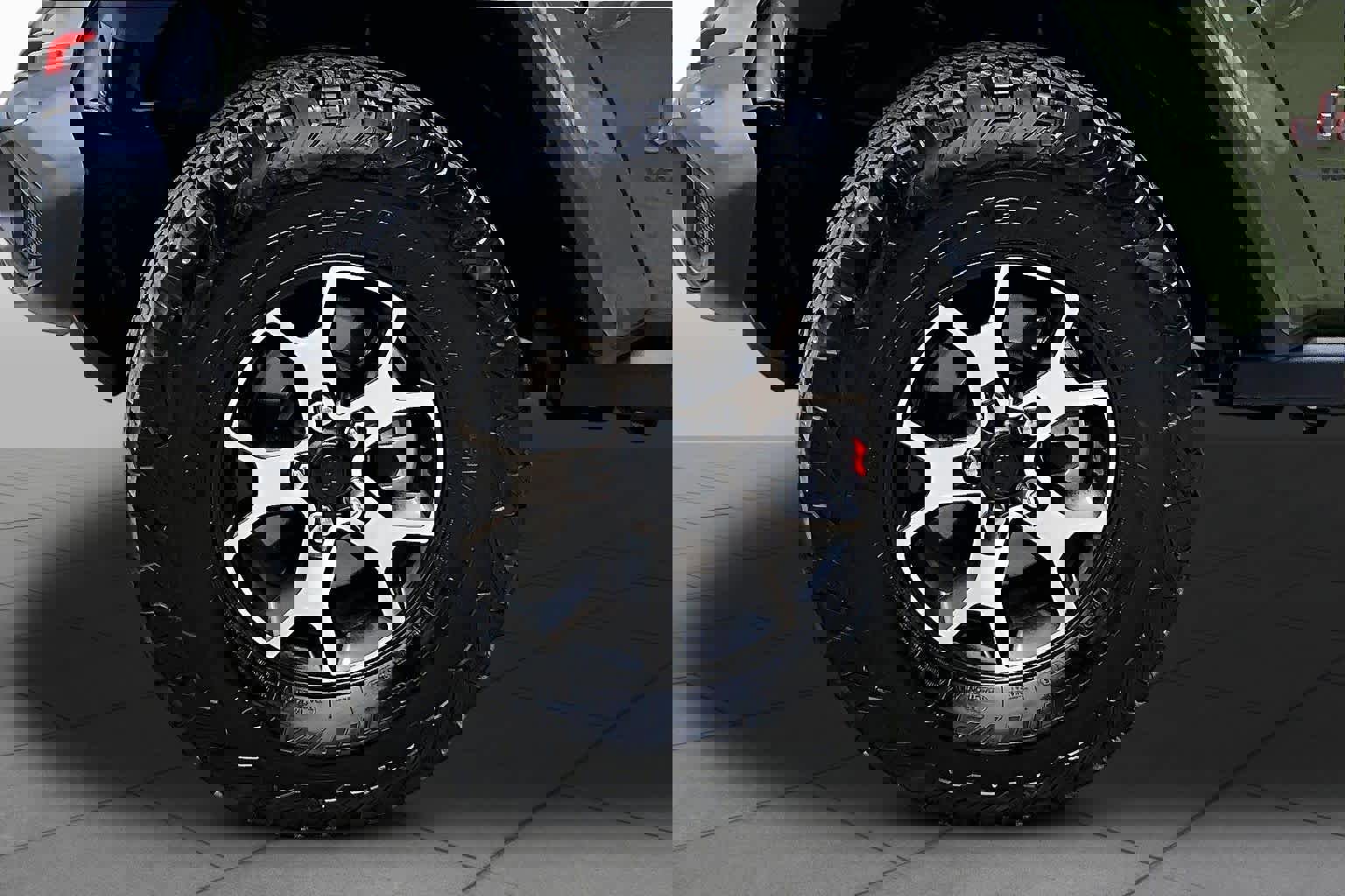 Used 2021 Jeep Wrangler Unlimited Rubicon AWD/4WD image 10