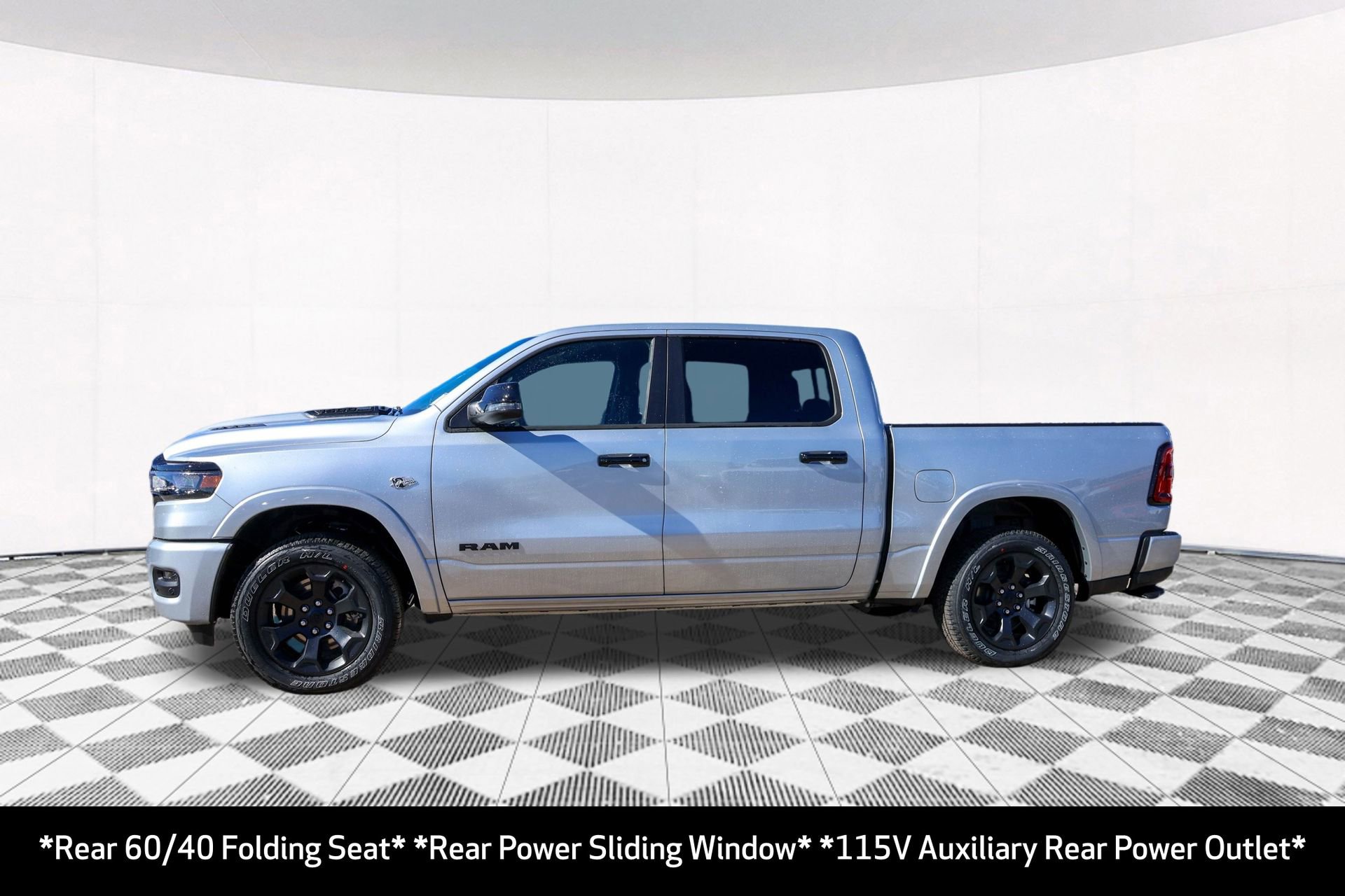 New 2026 RAM 1500 4x4 Crew Cab image 9