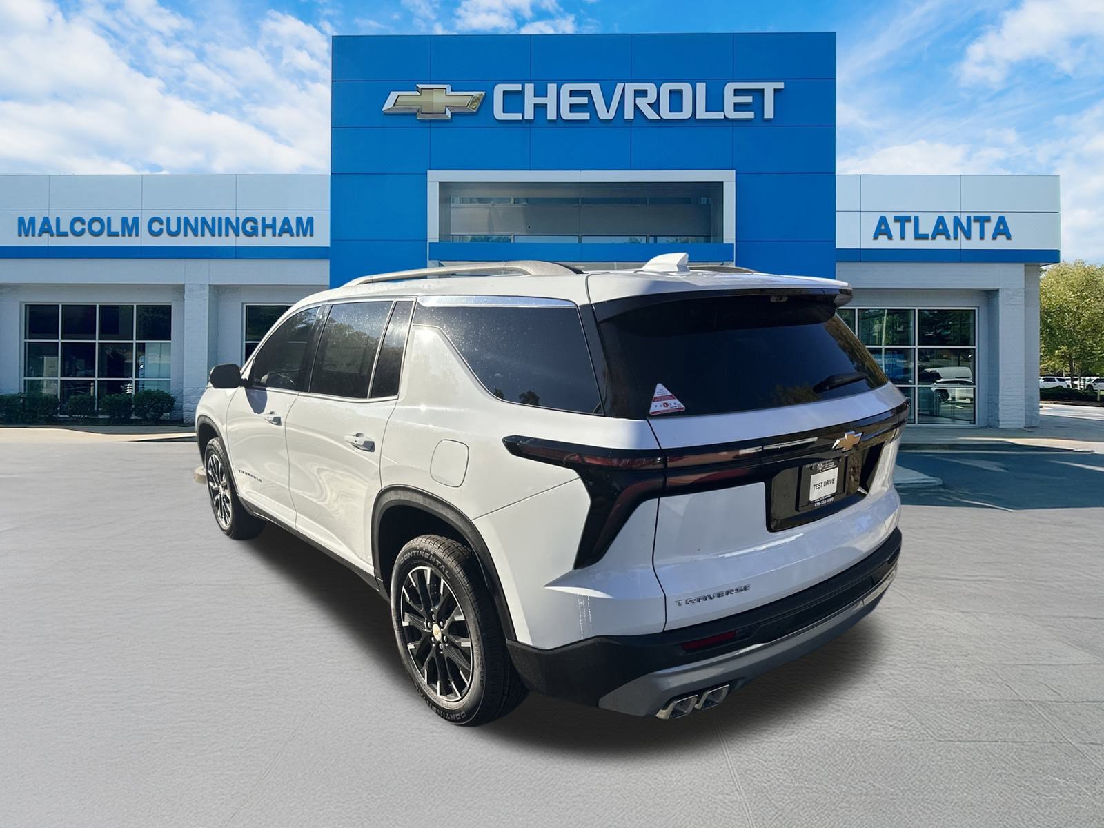 New 2026 Chevrolet Traverse LT w/ Sun and Wheel Package image 7