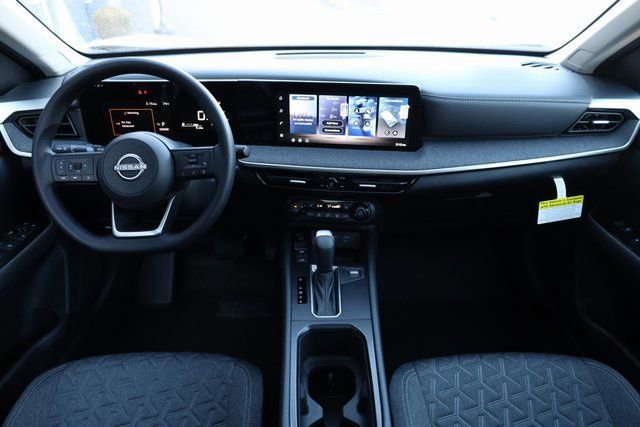 New 2026 Nissan Kicks SV w/ SV Premium Package FWD image 12