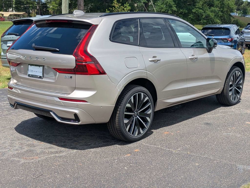 New 2026 Volvo XC60 B5 Ultra w/ Protection Package Premier AWD/4WD image 6