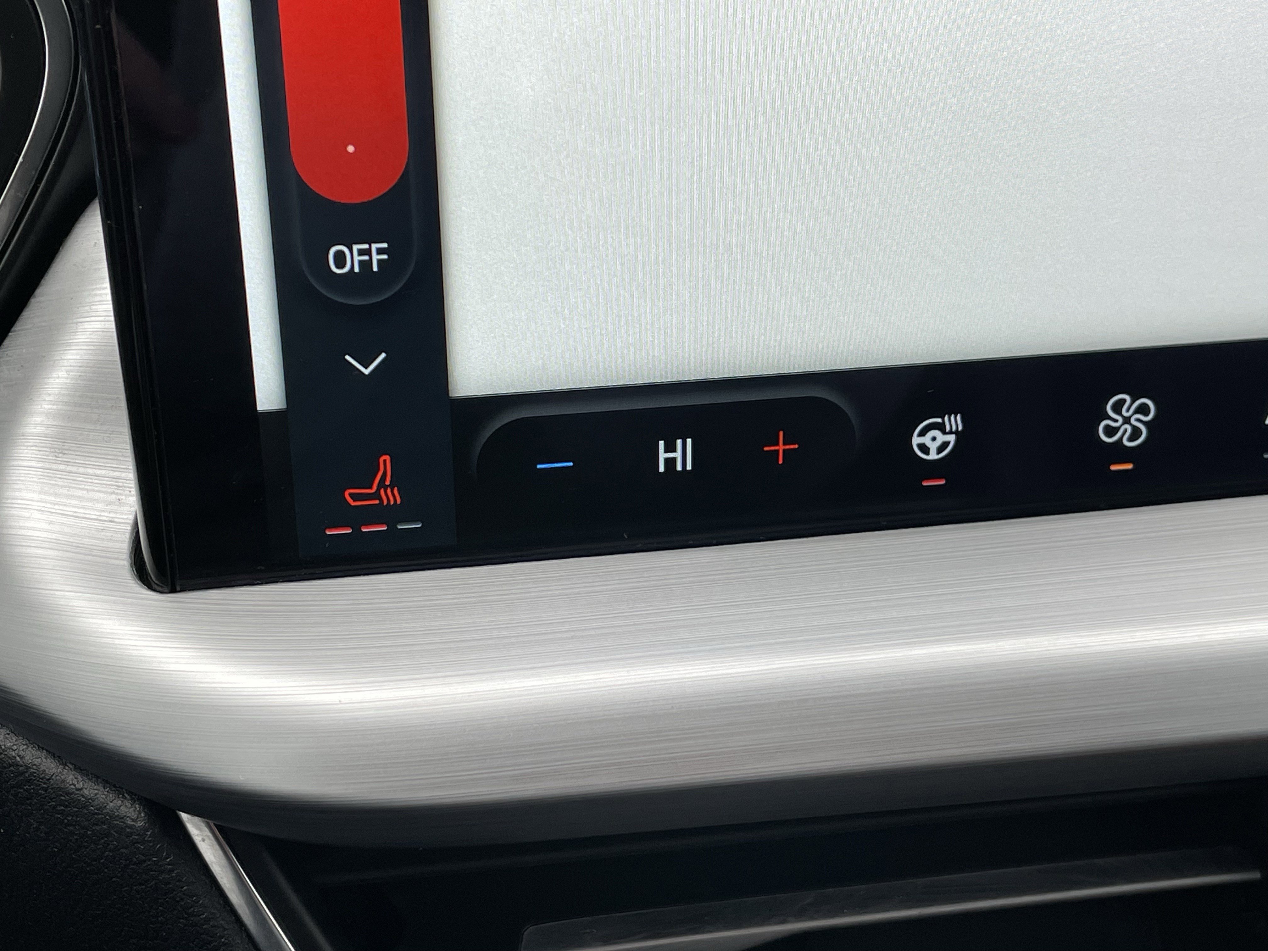 Used 2024 Ford Escape Platinum image 33