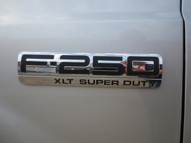 Used 2007 Ford F250 XLT image 9