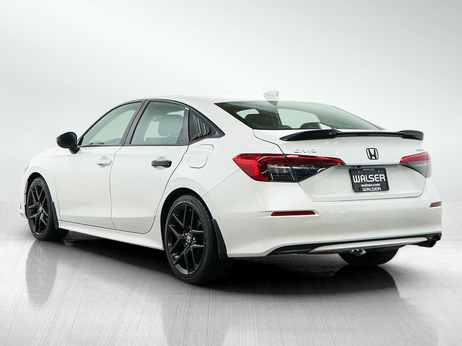 Used 2022 Honda Civic Sport image 3