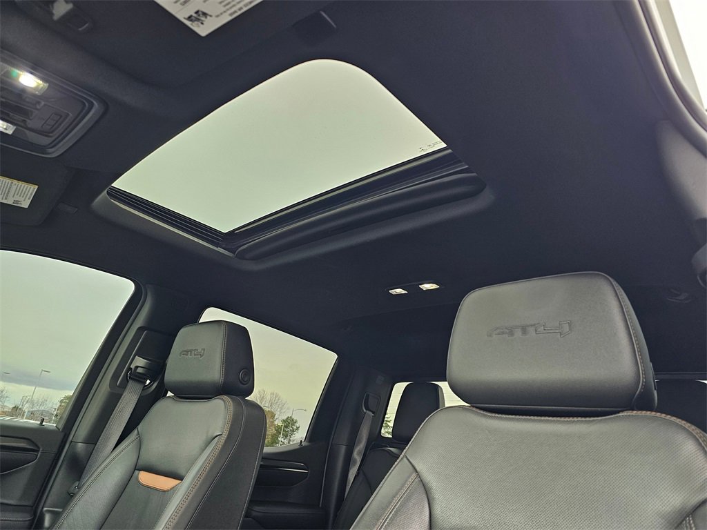 Used 2022 GMC Sierra 1500 AT4 w/ AT4 Premium Package image 28