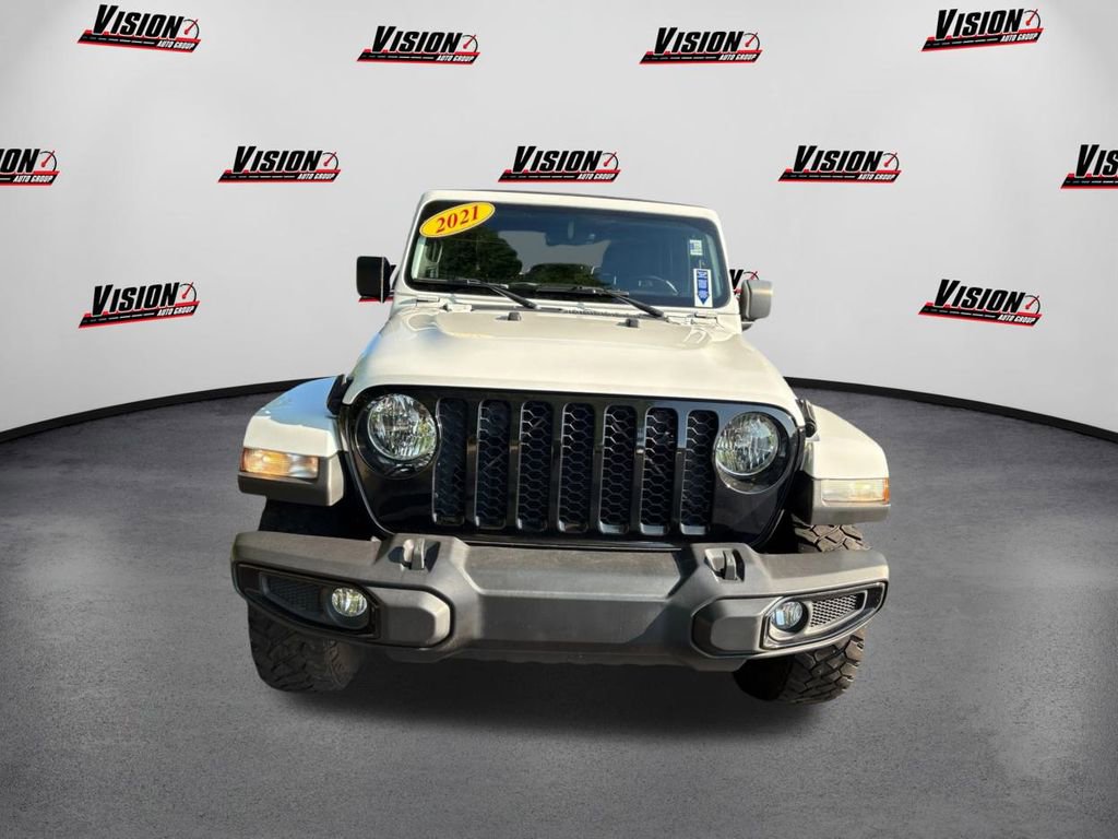 Certified 2021 Jeep Gladiator Willys video 2