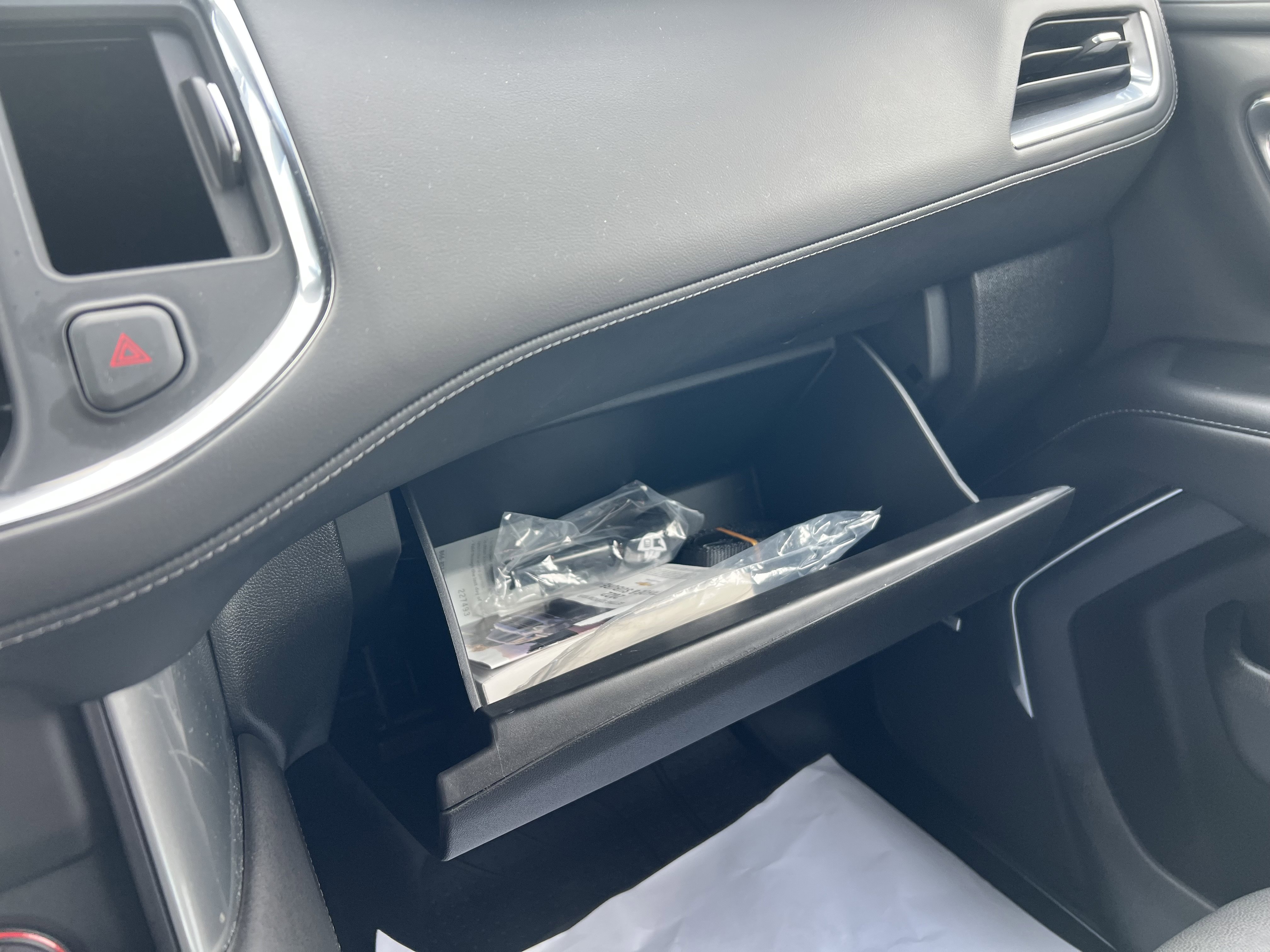 Certified 2022 Chevrolet Suburban Z71 w/ Z71 Off-Road Package image 26