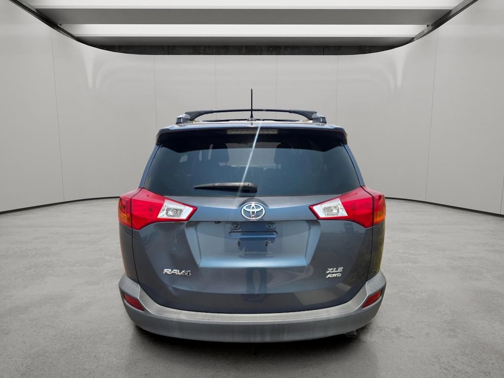 Used 2013 Toyota RAV4 XLE AWD/4WD image 4