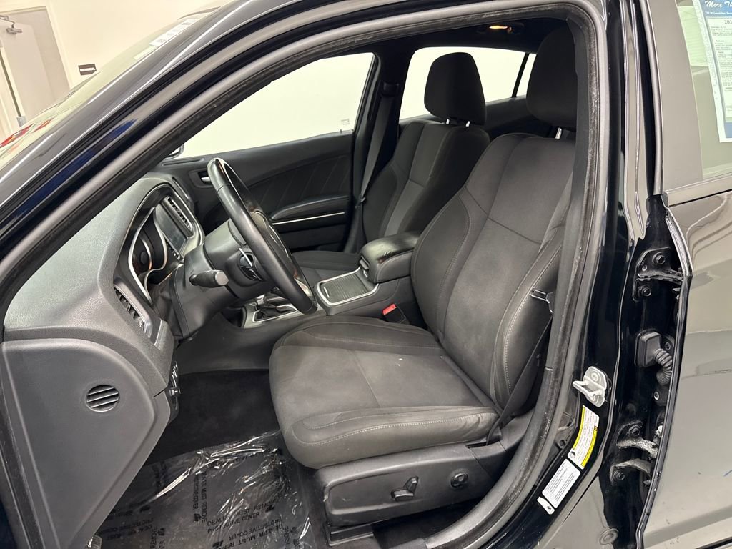 Used 2017 Dodge Charger R/T image 13