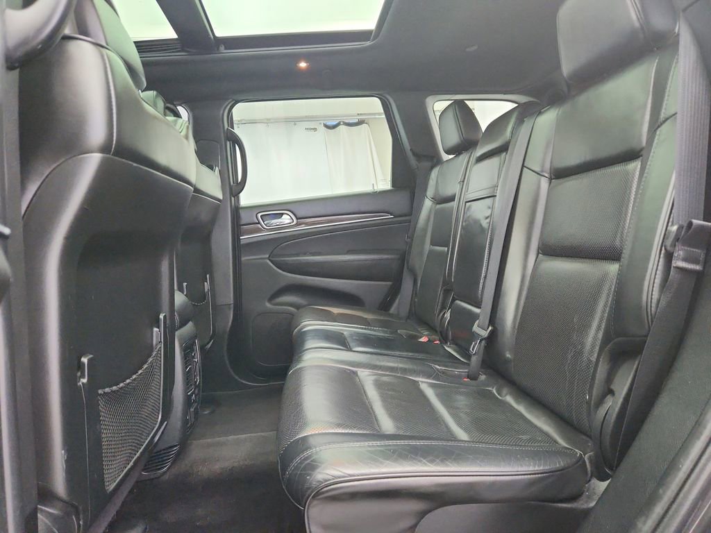 Used 2018 Jeep Grand Cherokee Overland image 24