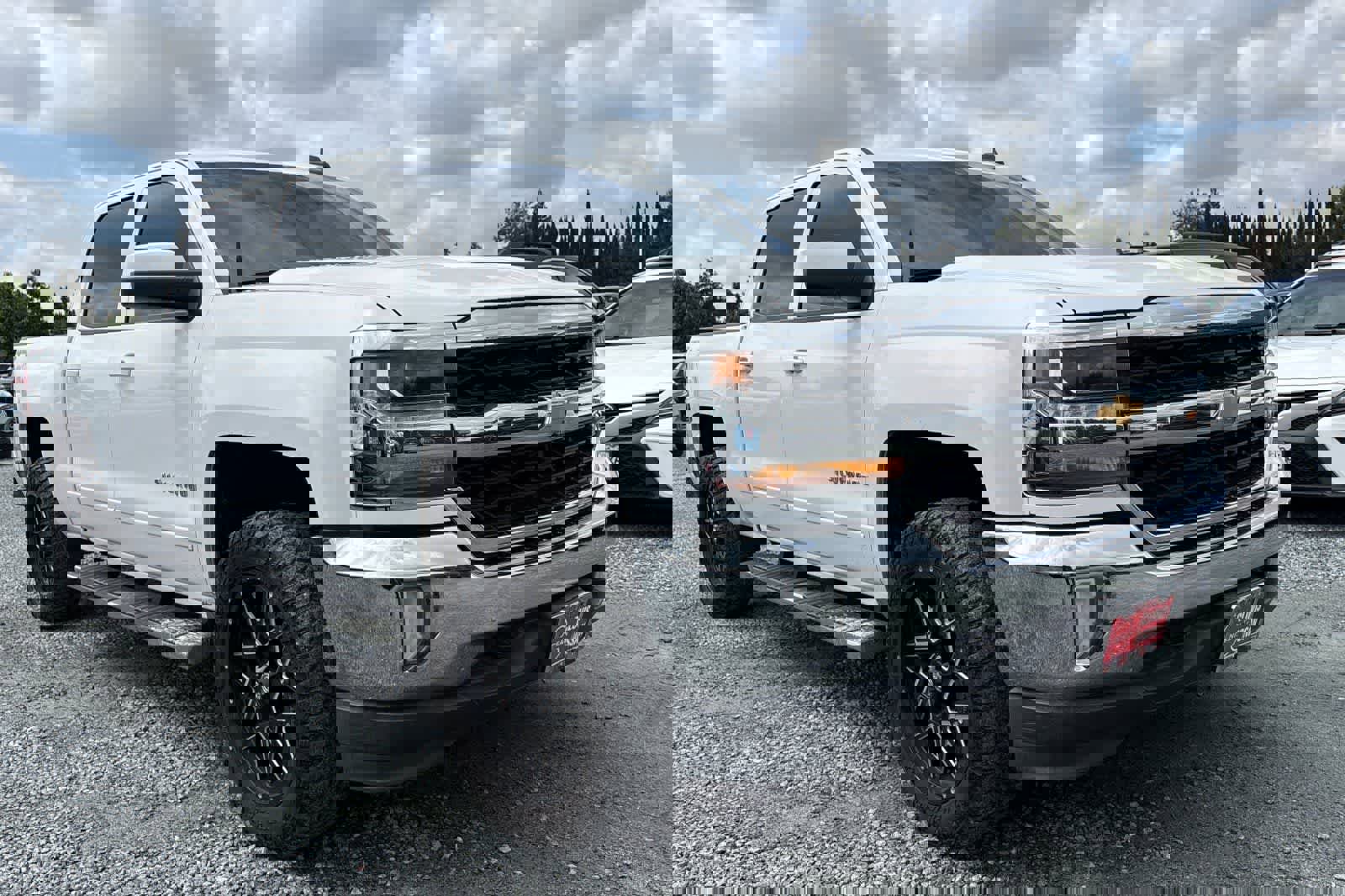 Used 2017 Chevrolet Silverado 1500 LT w/ All Star Edition AWD/4WD image 10