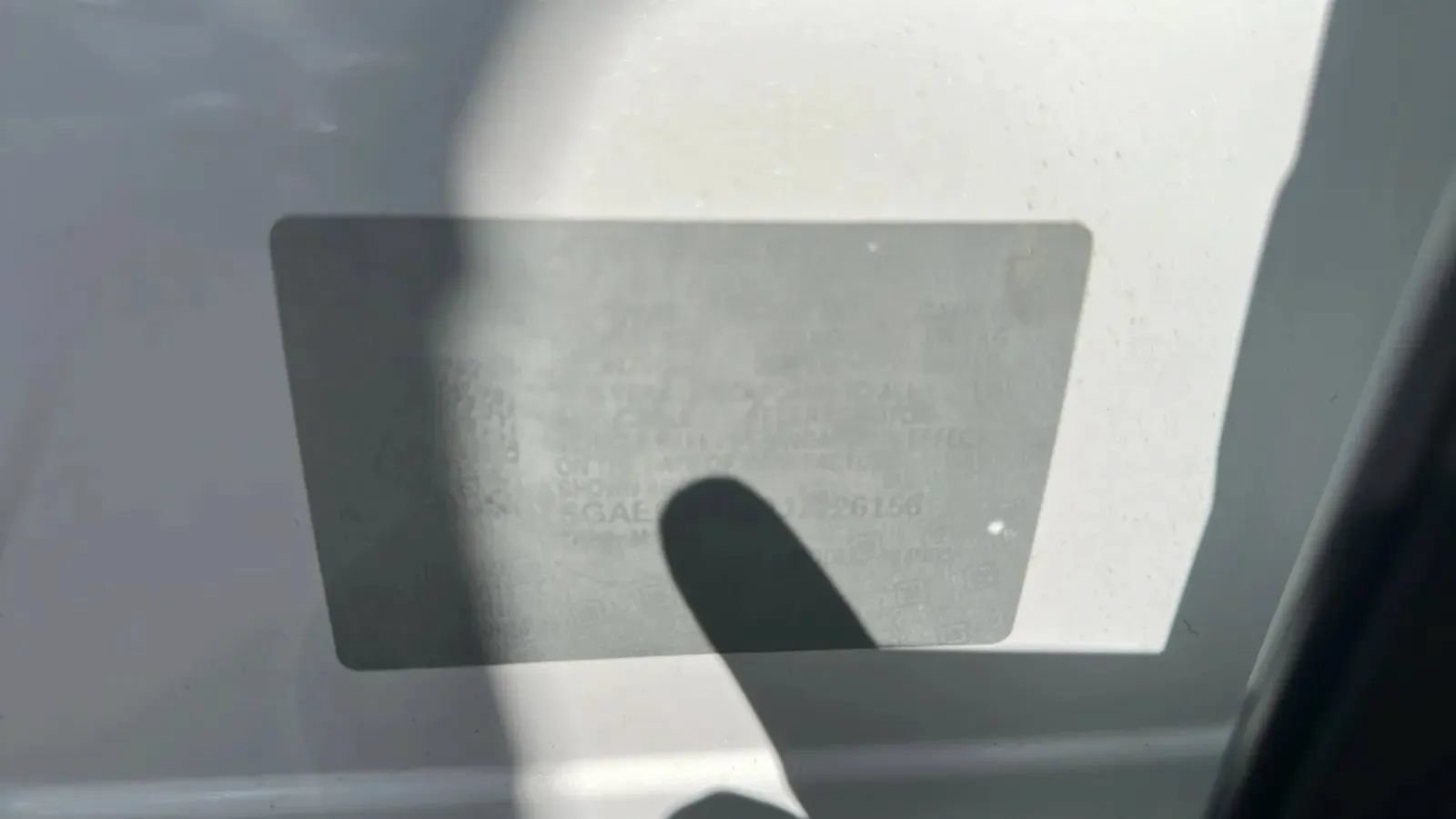 Used 2018 Buick Enclave Essence FWD image 23