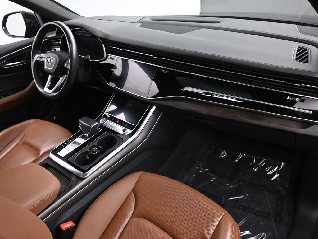 Used 2019 Audi Q8 Prestige w/ Year 1 Package image 22