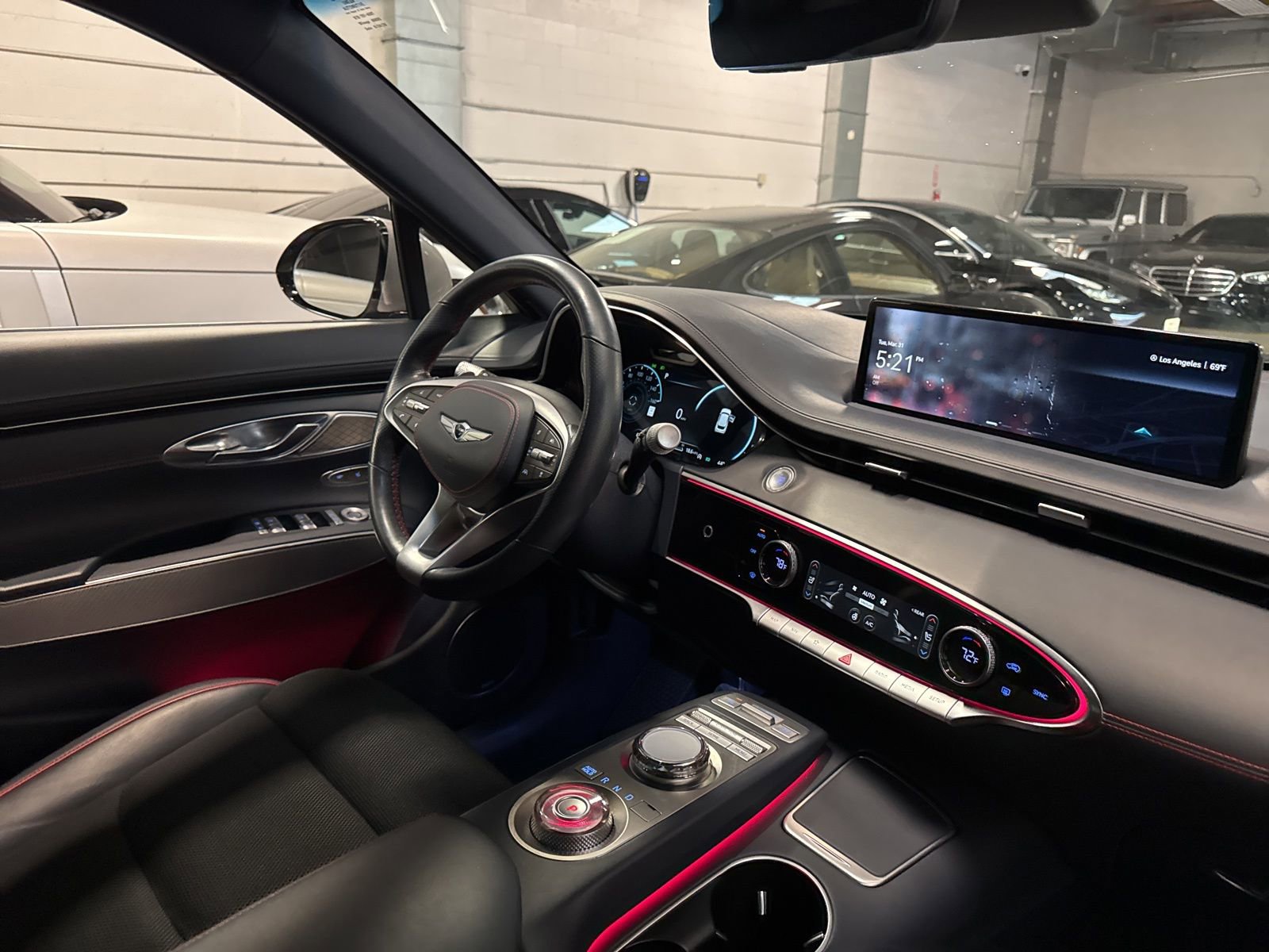 Used 2023 Genesis GV70 2.5T w/ Sport Prestige Package image 33