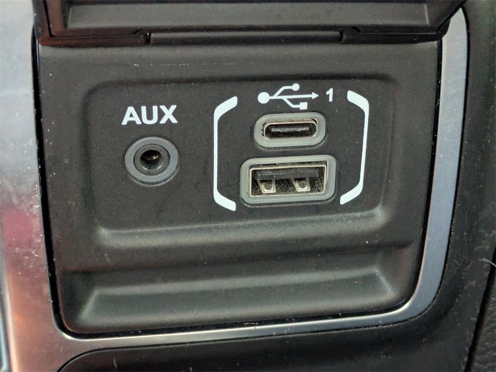 Used 2022 Jeep Wrangler Unlimited Rubicon image 21