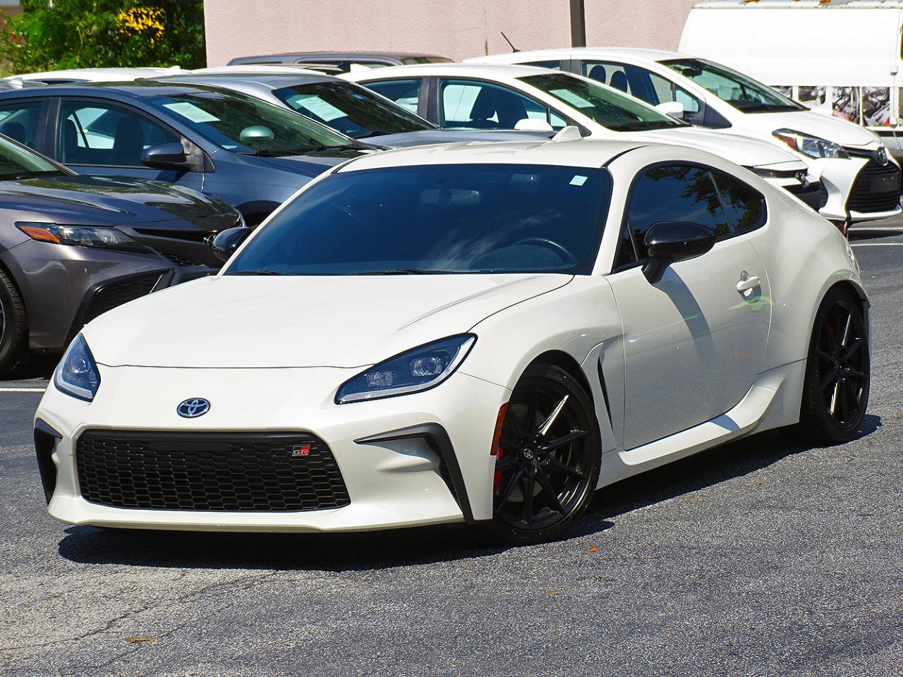 Used 2025 Toyota GR86 Premium w/ Performance Package RWD image 6