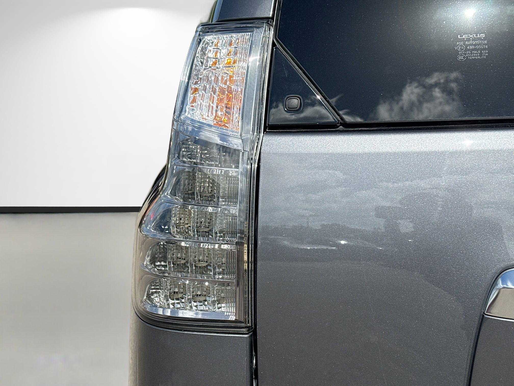 Used 2023 Lexus GX 460 Premium w/ Premium Package AWD/4WD image 10