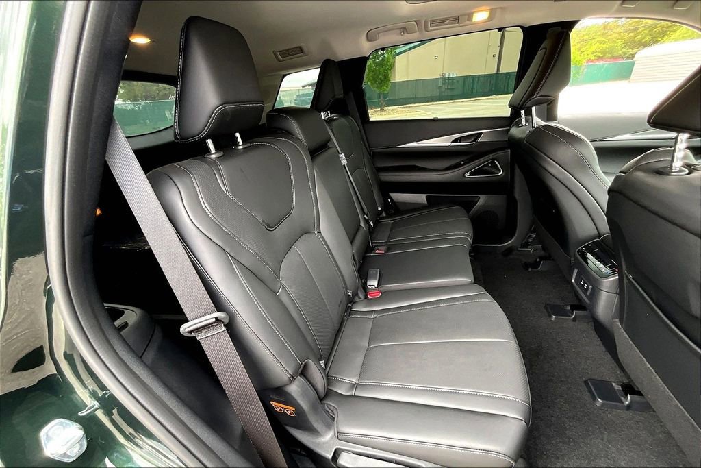 New 2026 INFINITI QX60 Luxe FWD image 18