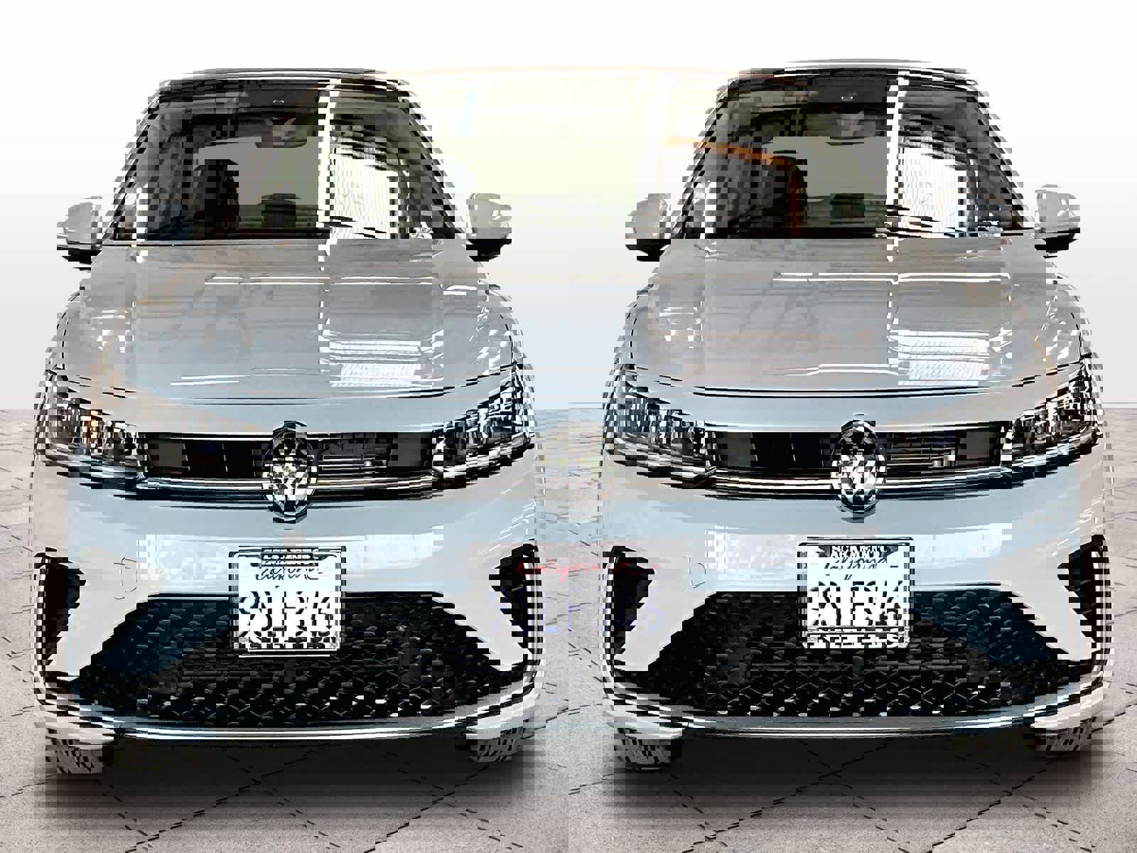 Used 2025 Volkswagen Jetta SE w/ Sunroof Package image 3