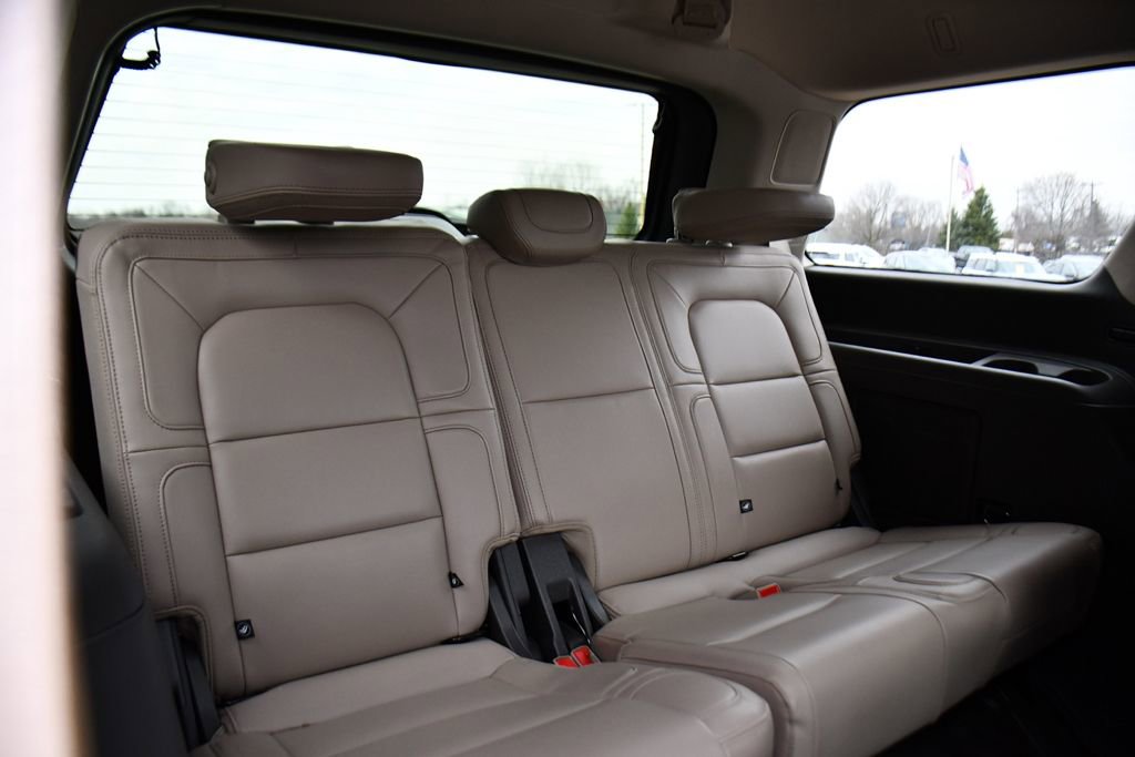 Used 2022 Lincoln Navigator Reserve image 19
