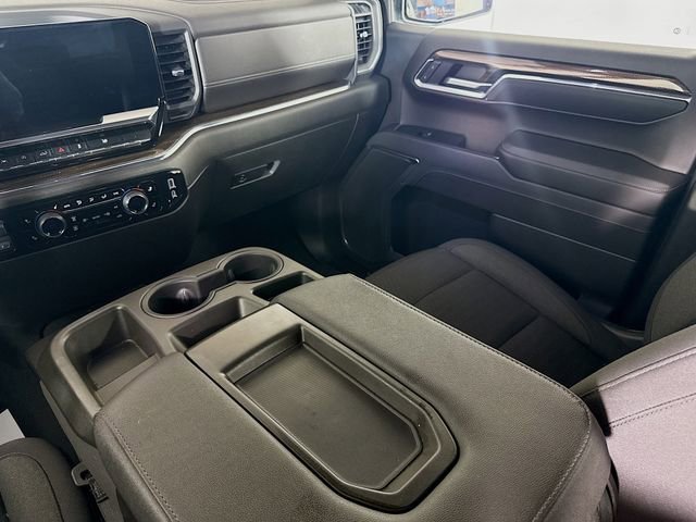 Used 2023 Chevrolet Silverado 1500 RST w/ Redline Edition AWD/4WD image 24