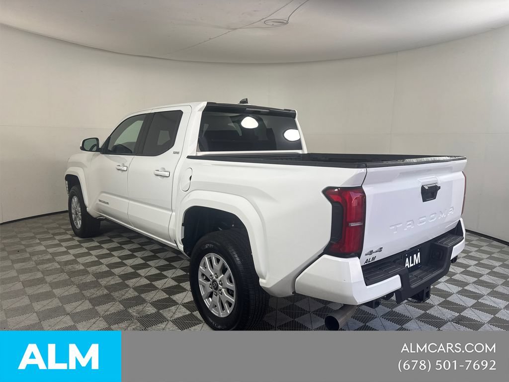 Used 2024 Toyota Tacoma SR5 AWD/4WD image 8