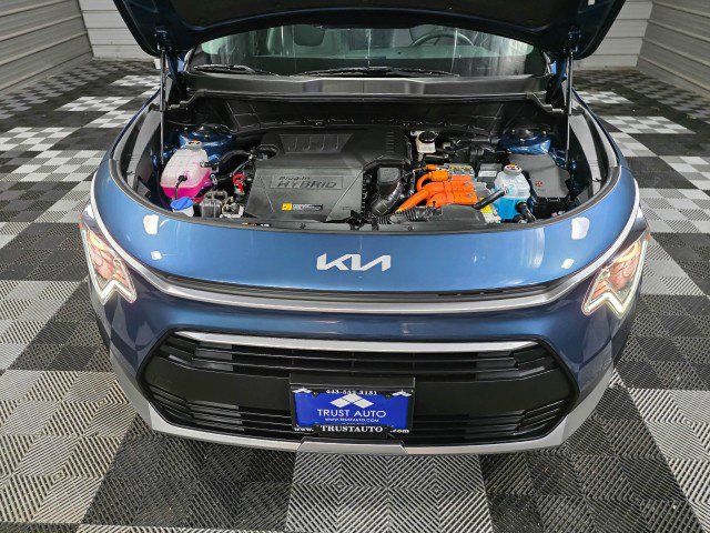 Used 2024 Kia Niro EX w/ EX Cold Weather Package image 36