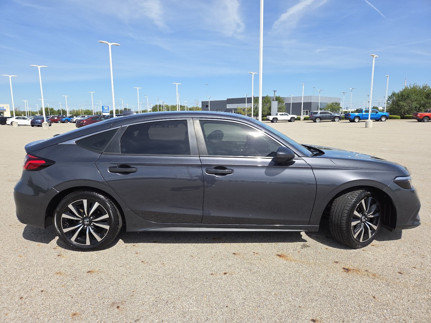 Used 2024 Honda Civic EX-L image 19