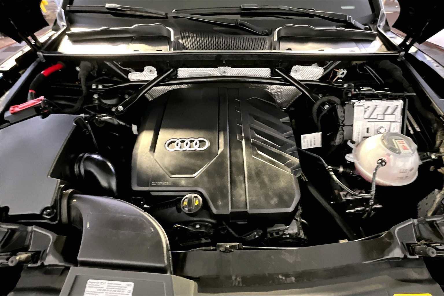 Used 2023 Audi Q5 2.0T Premium Plus w/ Premium Plus Package image 29