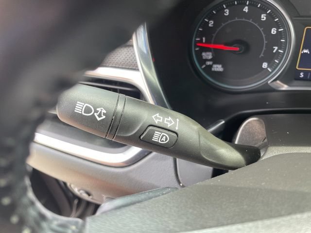 Used 2020 Chevrolet Equinox Premier FWD image 30