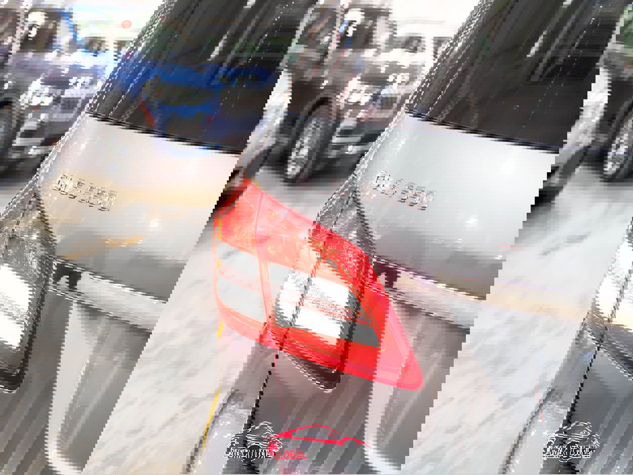 Used 2018 Mercedes-Benz GLS 550 4MATIC w/ Driver Assistance Package image 49