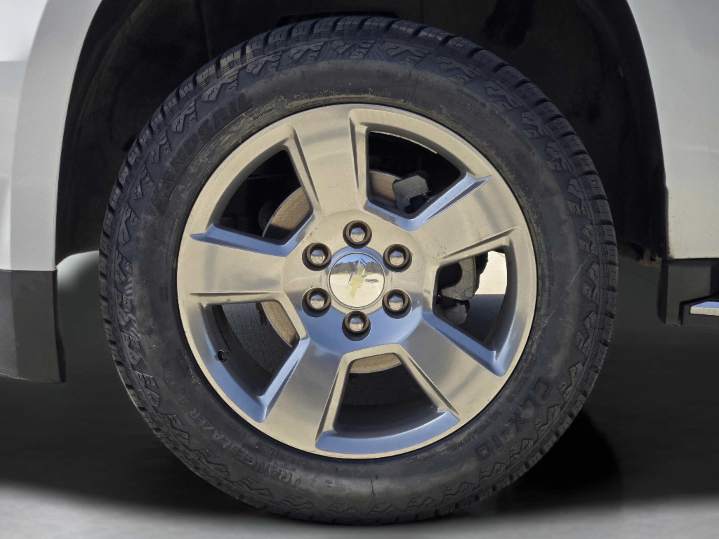 Used 2017 Chevrolet Suburban Premier RWD image 32