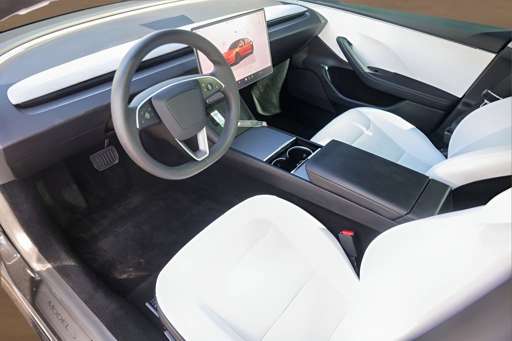 Used 2025 Tesla Model 3 RWD image 10