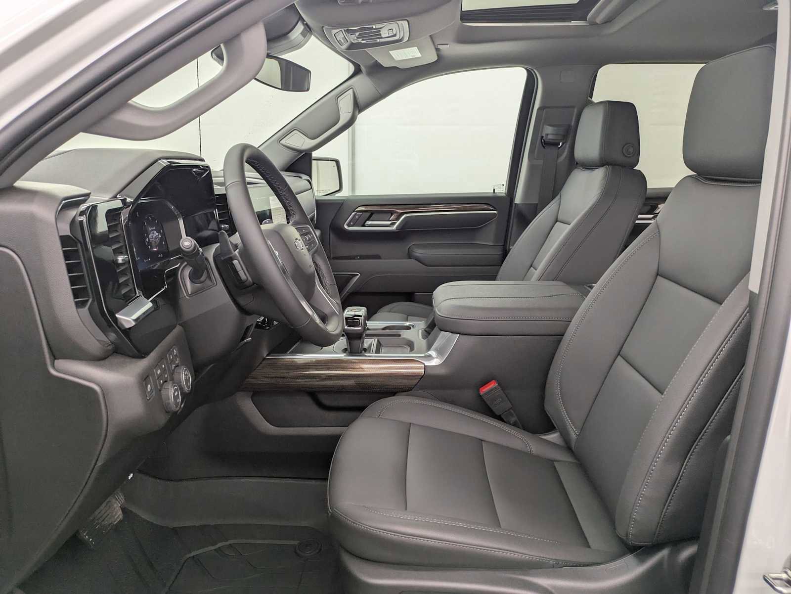 New 2026 Chevrolet Silverado 1500 RST w/ Redline Edition image 18